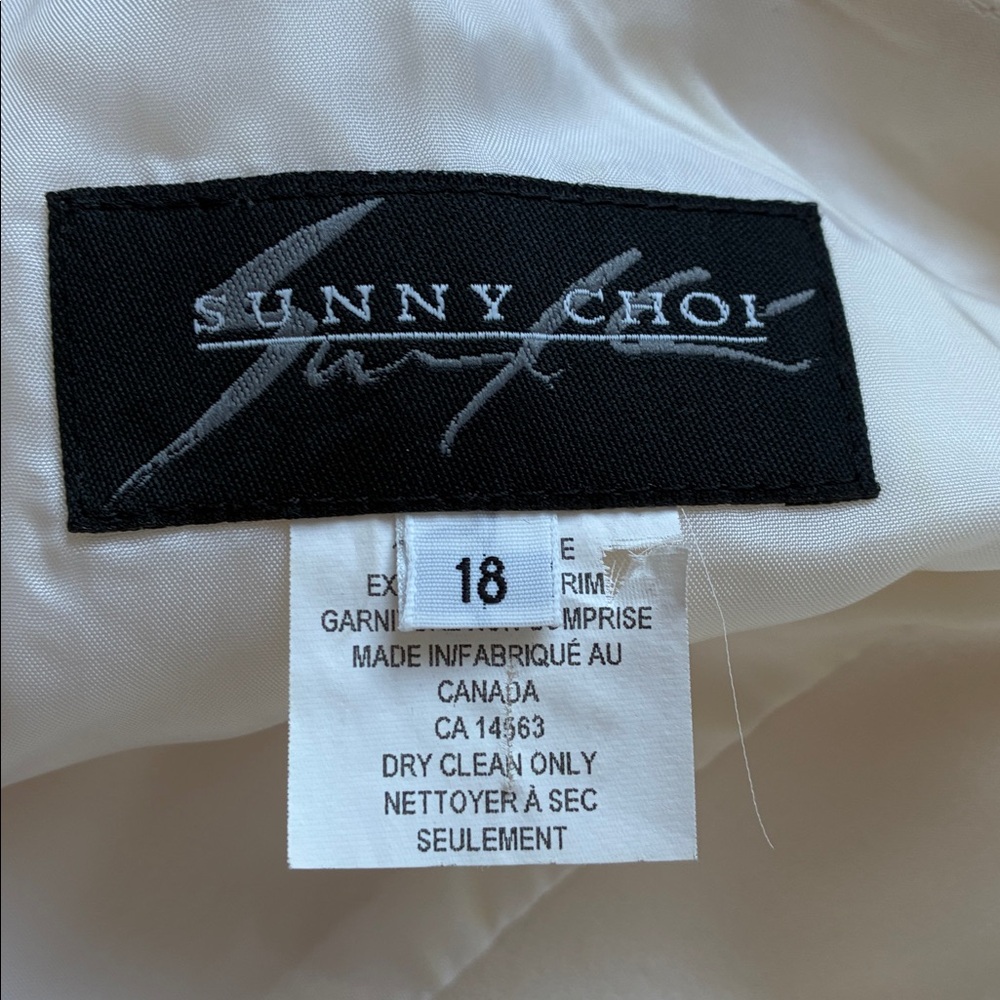 Sunny Choi Size 18 100% Silk Button-Up Back Top - Cream - Picture 4 of 8